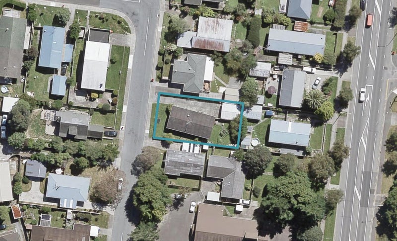 8 Shanly Street, Brown Owl, Upper Hutt - Carousel 1