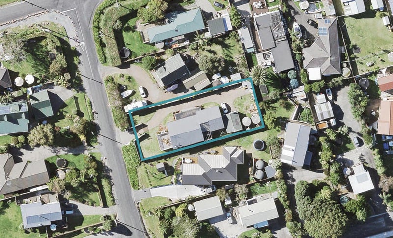 24 Cherrie Road, Beachlands, Auckland - Carousel 1