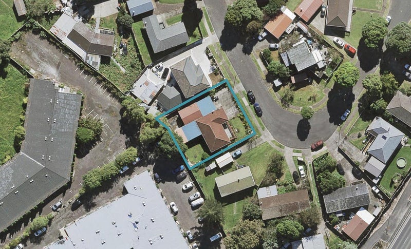 9 Avro Place, Mangere, Auckland - Carousel 1