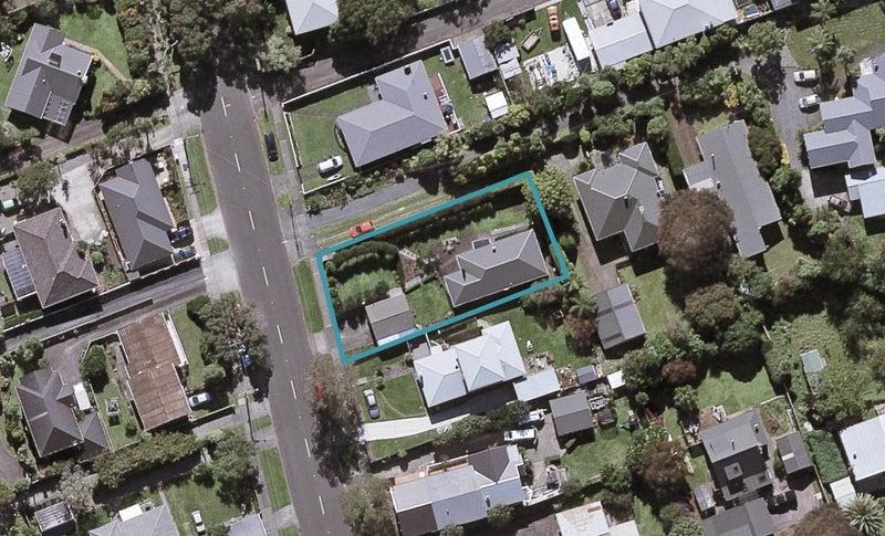 91 Govett Avenue, Frankleigh Park, New Plymouth - Carousel 1