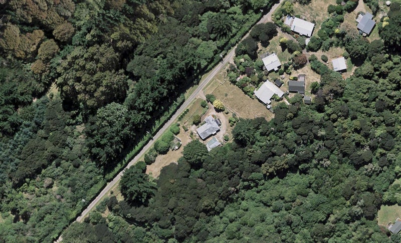 356 Pettigrews Road, Pigeon Bay, Akaroa - Carousel 1
