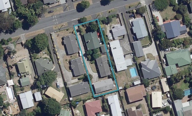 20B Claude Street, Fairfield, Hamilton - Carousel 1