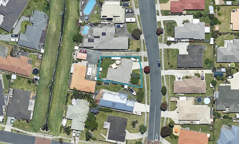 162 Evans Road, Papamoa Beach, Papamoa - Carousel 1