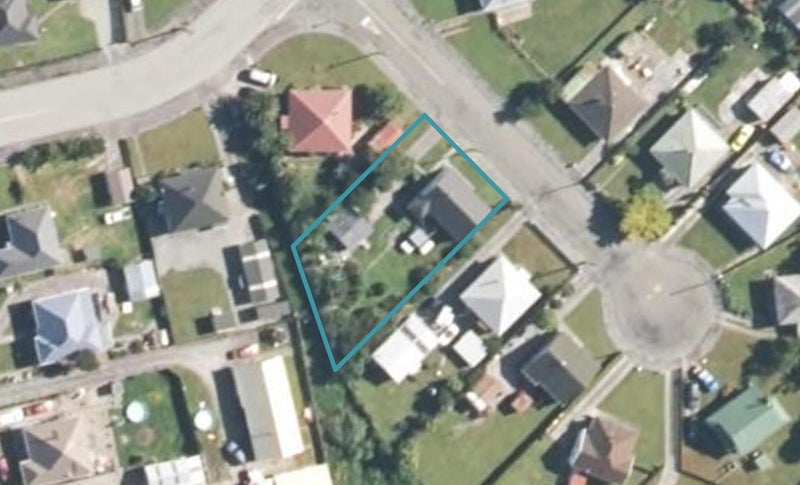 4 Kerr Avenue, Cobden, Greymouth - Carousel 1