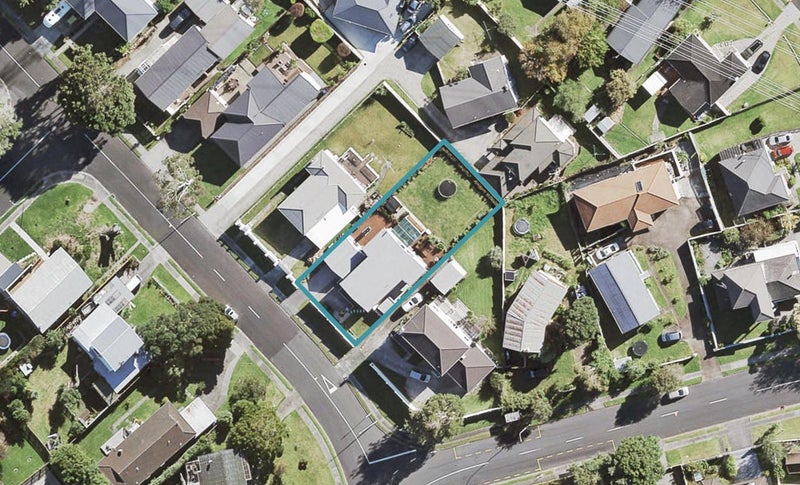 171 Halsey Drive, Lynfield, Auckland - Carousel 1
