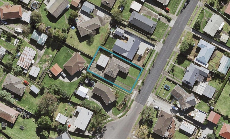 11 Dalry Place, Mangere Bridge, Auckland - Carousel 1