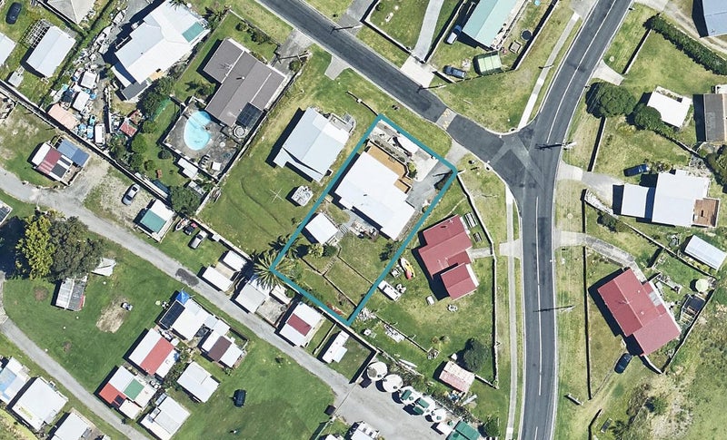 32 Costello Crescent, Pukehina, Te Puke - Carousel 1