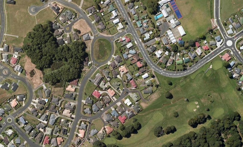 19 Lochiel Place, Kamo, Whangarei - Carousel 1