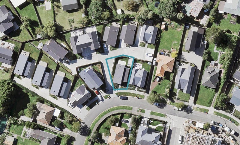 24A Torrington Crescent, Glen Innes, Auckland - Carousel 1