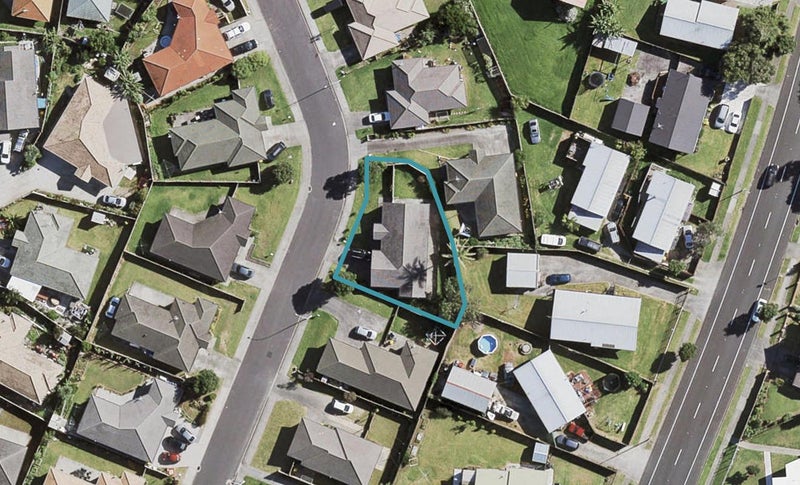 86 Pitt Avenue, Clendon Park, Auckland - Carousel 1