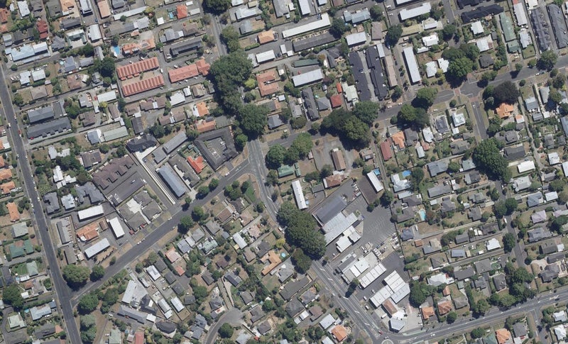 160 Grey Street, Hamilton East, Hamilton - Carousel 1