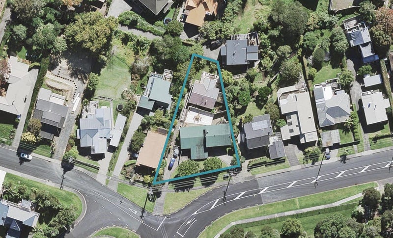 2/57 Balmain Road, Birkenhead, Auckland - Carousel 1