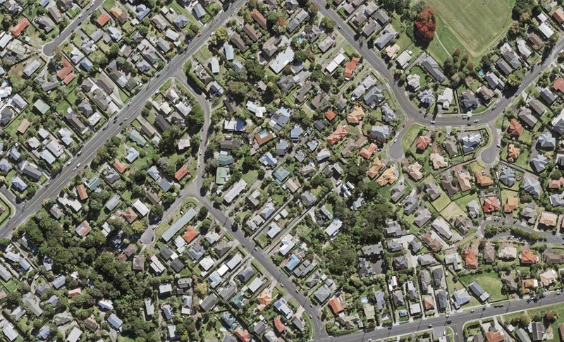 2/27 Beatrice Avenue, Hillcrest, Auckland - Carousel 1