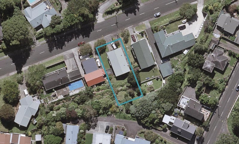 15 Clawton Street, Westown, New Plymouth - Carousel 1
