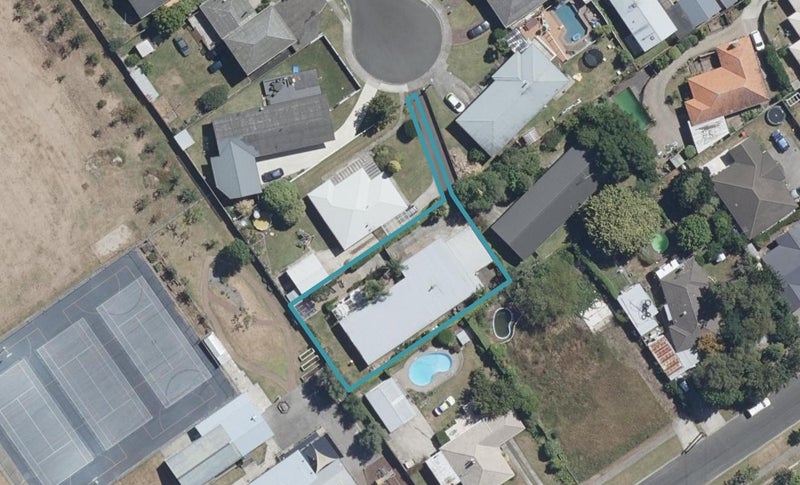 22 Seamer Place, St Andrews, Hamilton - Carousel 1