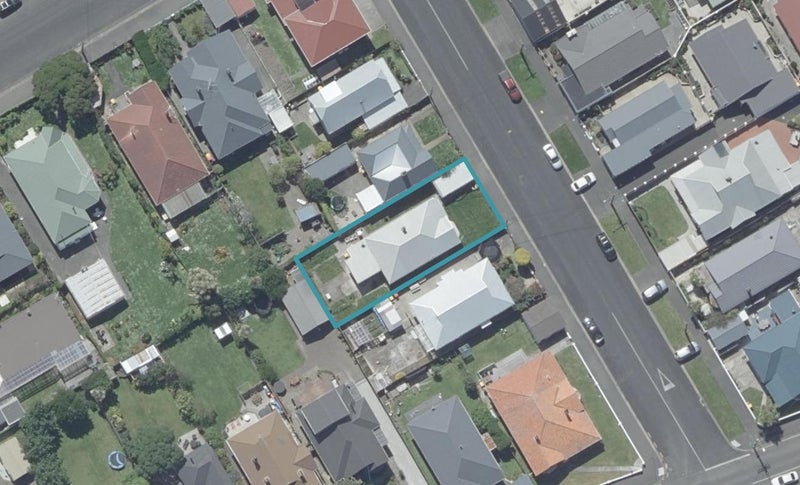 124 Hargest Crescent, Saint Clair, Dunedin - Carousel 1