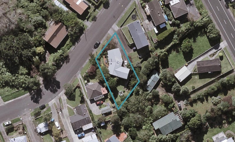 4A Cowling Road, Hurdon, New Plymouth - Carousel 1