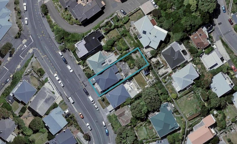 21 Arawa Road, Hataitai, Wellington - Carousel 1
