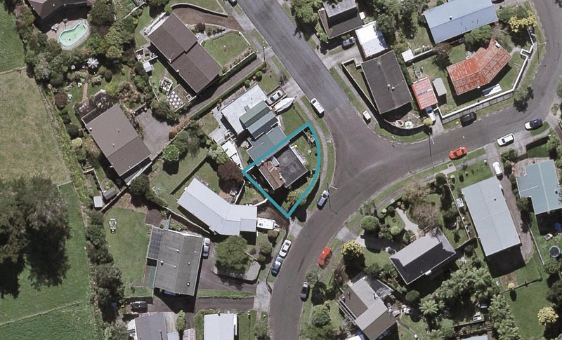 30 Carlton Terrace, Westown, New Plymouth - Carousel 1