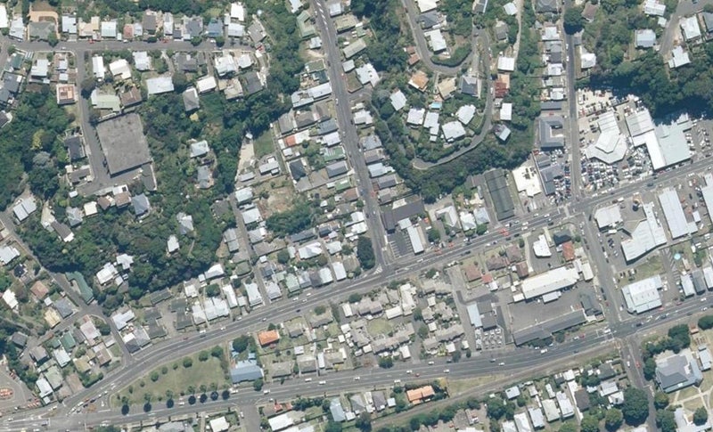 4 Chaucer Road South, Hospital Hill, Napier - Carousel 1