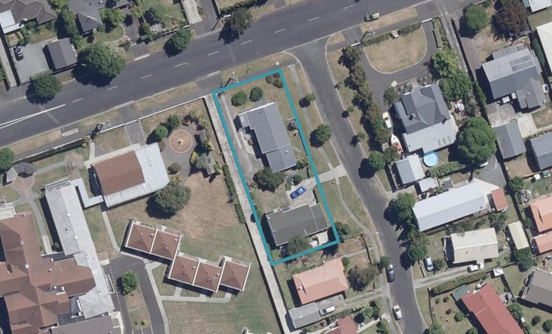 68 East Street, Enderley, Hamilton - Carousel 1