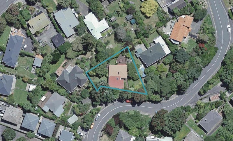 43 Gloucester Street, Wilton, Wellington - Carousel 1