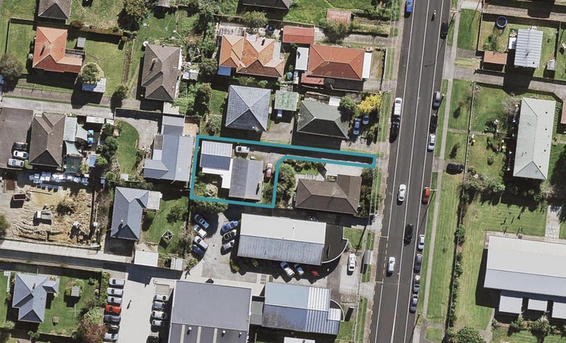 164 Lake Road, Northcote, Auckland - Carousel 1