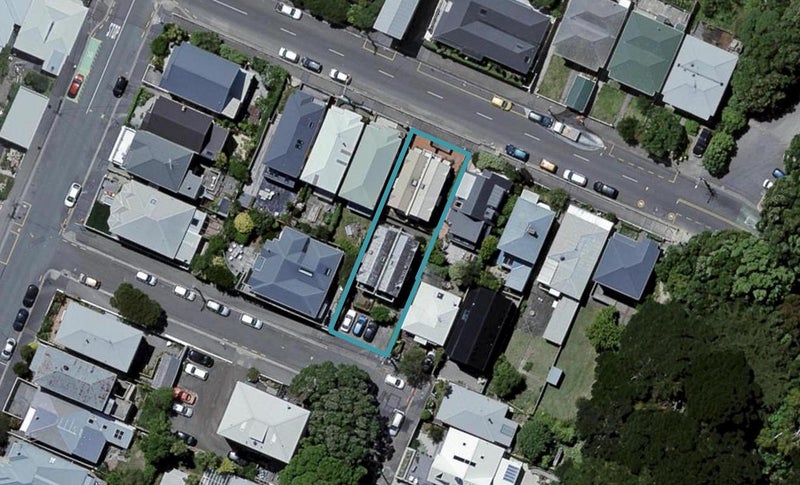 2/5 Scarborough Terrace, Mount Victoria, Wellington - Carousel 1