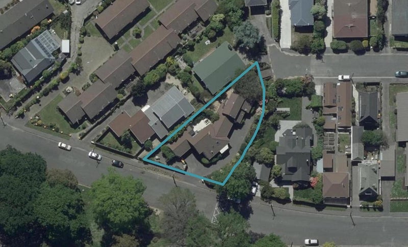 2/28 Abberley Crescent, St Albans, Christchurch - Carousel 1