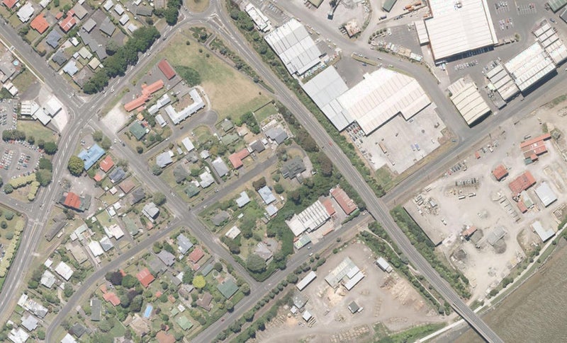 32 Mason Terrace, Gonville, Whanganui - Carousel 1