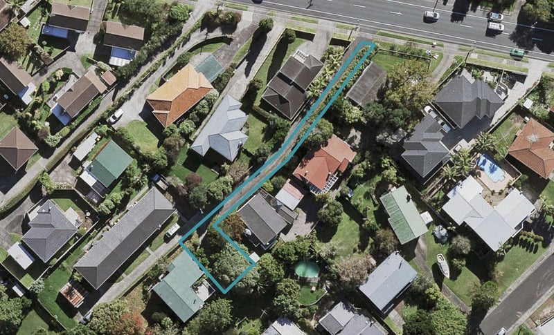 167A Chivalry Road, Glenfield, Auckland - Carousel 1