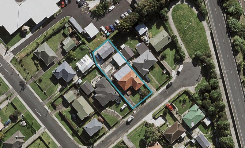 6 Sterling Street, Otara, Auckland - Carousel 1