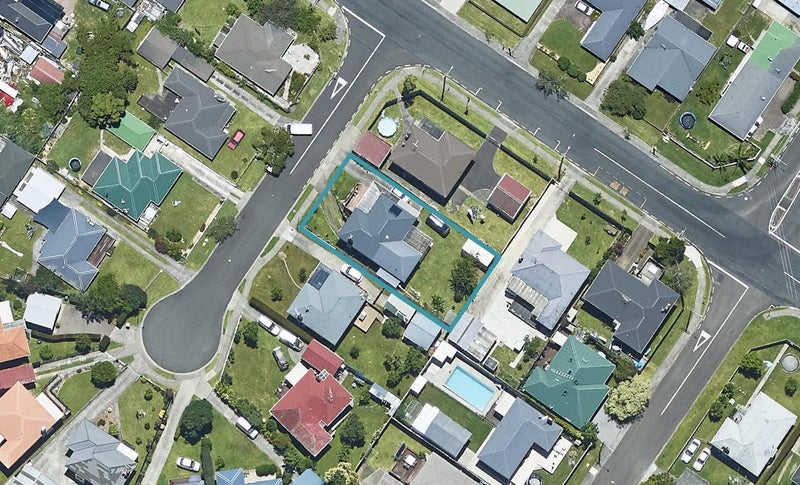 4 Seaforth Grove, Greerton, Tauranga - Carousel 1