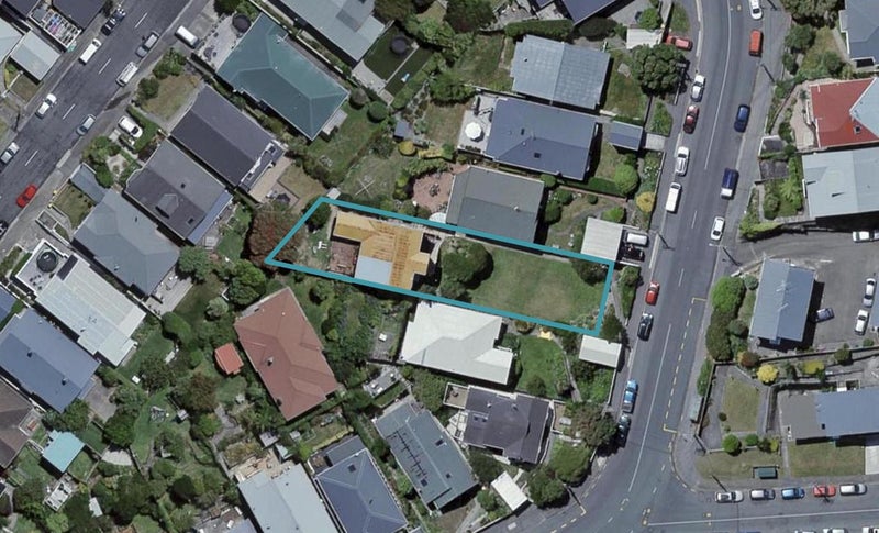 32 Arawa Road, Hataitai, Wellington - Carousel 1