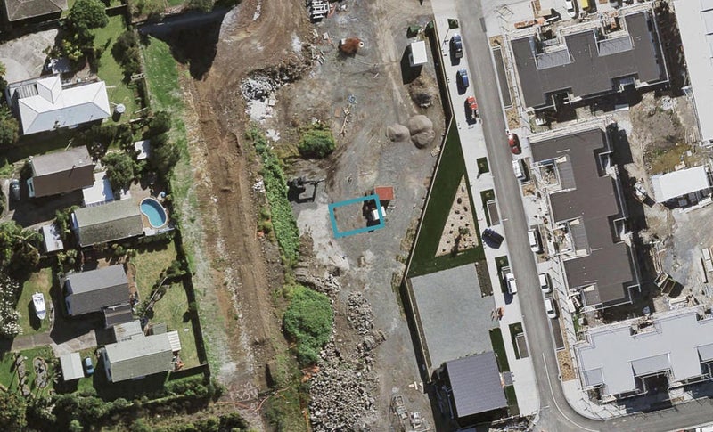 8 Lange Mews, Mount Wellington, Auckland - Carousel 1