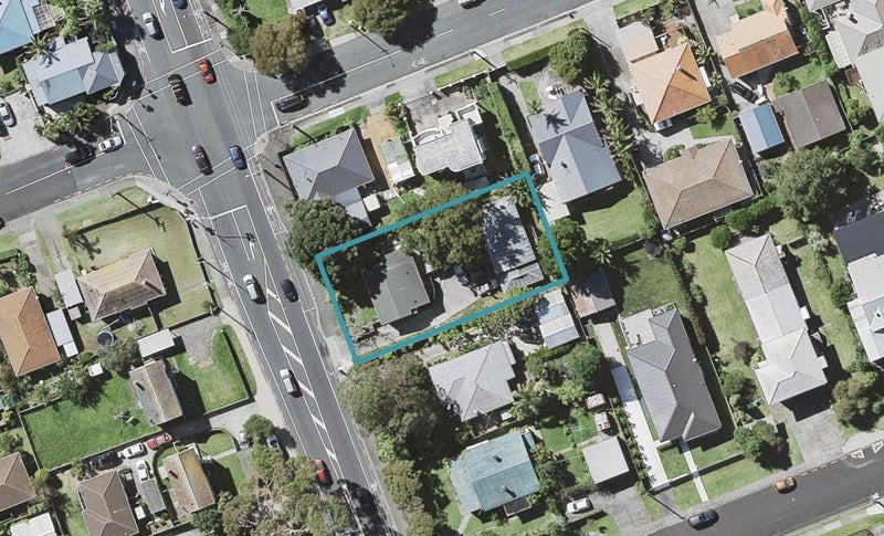 2/174 Lake Road, Belmont, Auckland - Carousel 1