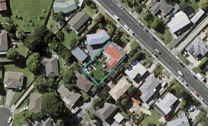 17D Sycamore Drive, Sunnynook, Auckland - Carousel 1