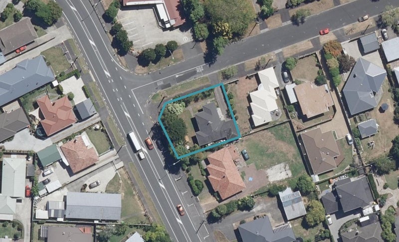 186 Peachgrove Road, Claudelands, Hamilton - Carousel 1