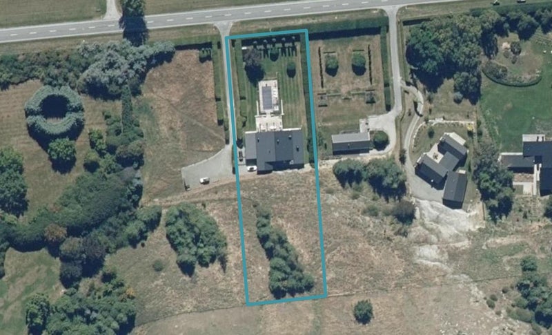 438 Speargrass Flat Road, Speargrass Flat, Queenstown - Carousel 1