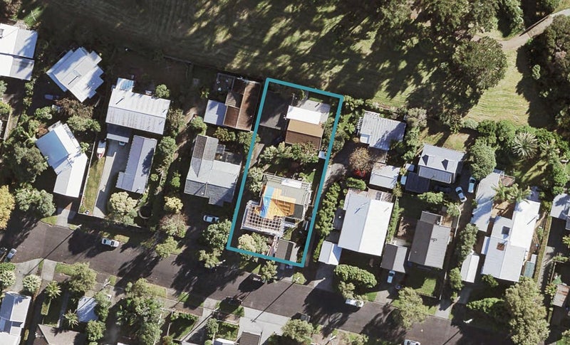 29 Saltaire Street, Avondale, Auckland - Carousel 1