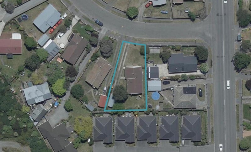 46 Medina Crescent, Parklands, Christchurch - Carousel 1
