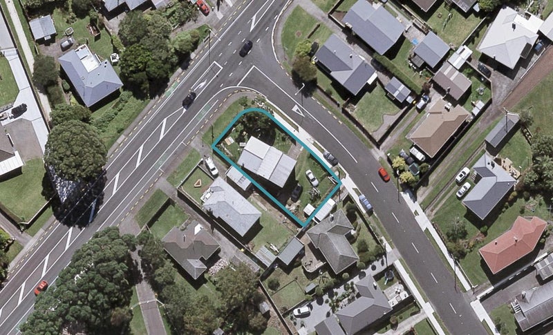 2 Belair Avenue, Blagdon, New Plymouth - Carousel 1