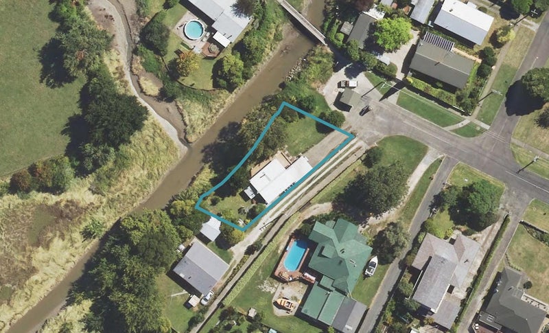 116 Oak Street, Mangapapa, Gisborne - Carousel 1