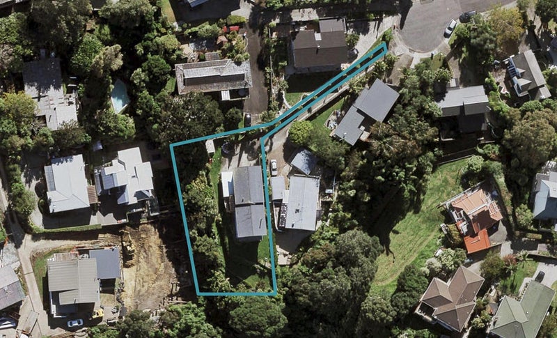 9 Rendcomb Place, Hillsborough, Auckland - Carousel 1