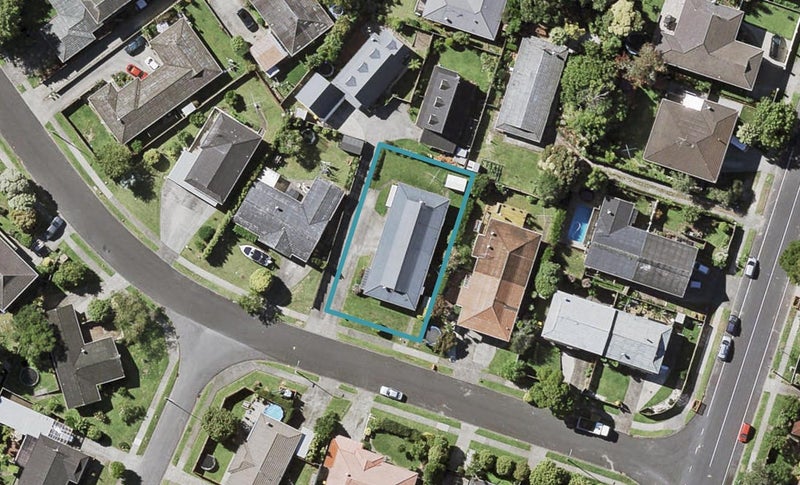1/50 Luton Avenue, Sunnyhills, Auckland - Carousel 1