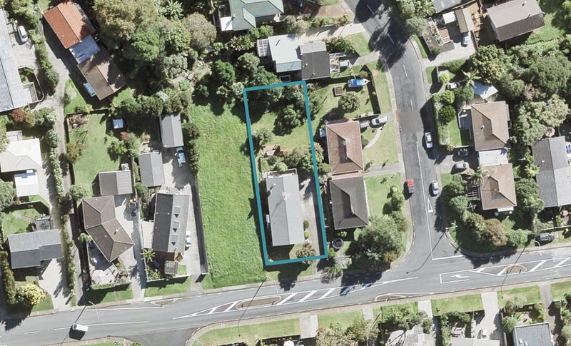 51 Glamorgan Drive, Torbay, Auckland - Carousel 1