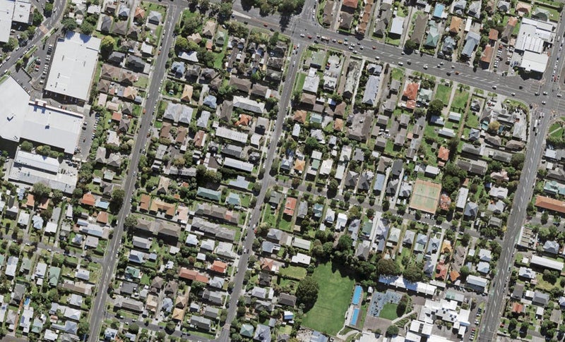 8/6C Kingsway Avenue, Sandringham, Auckland - Carousel 1