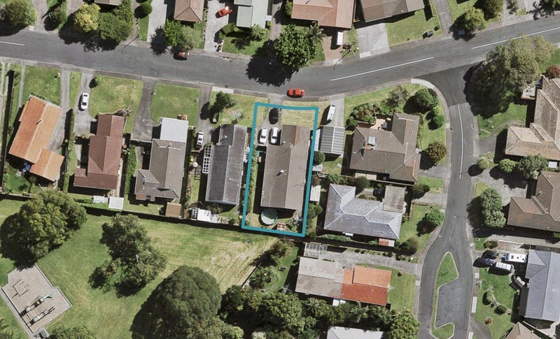 9 Ti Nana Crescent, Henderson, Auckland - Carousel 1