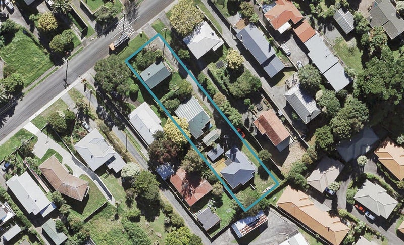 2/17 Tahi Terrace, Glen Eden, Auckland - Carousel 1