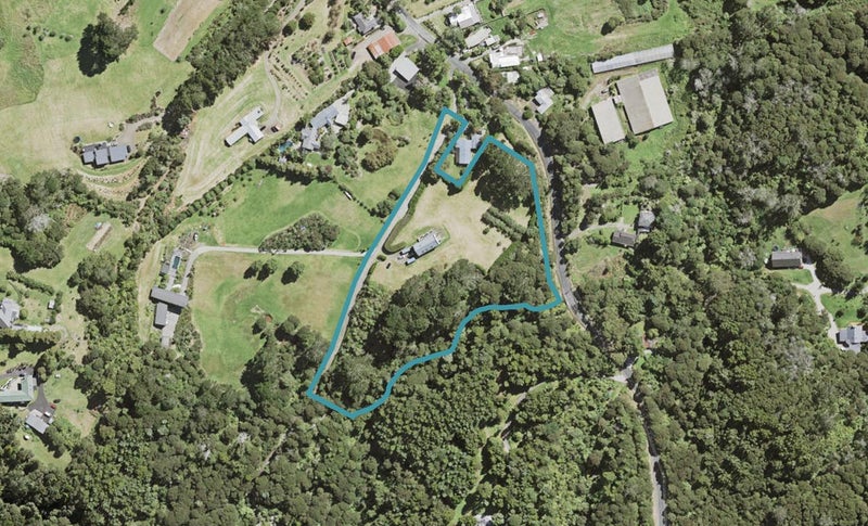 105 Shaw Road, Oratia, Auckland - Carousel 1